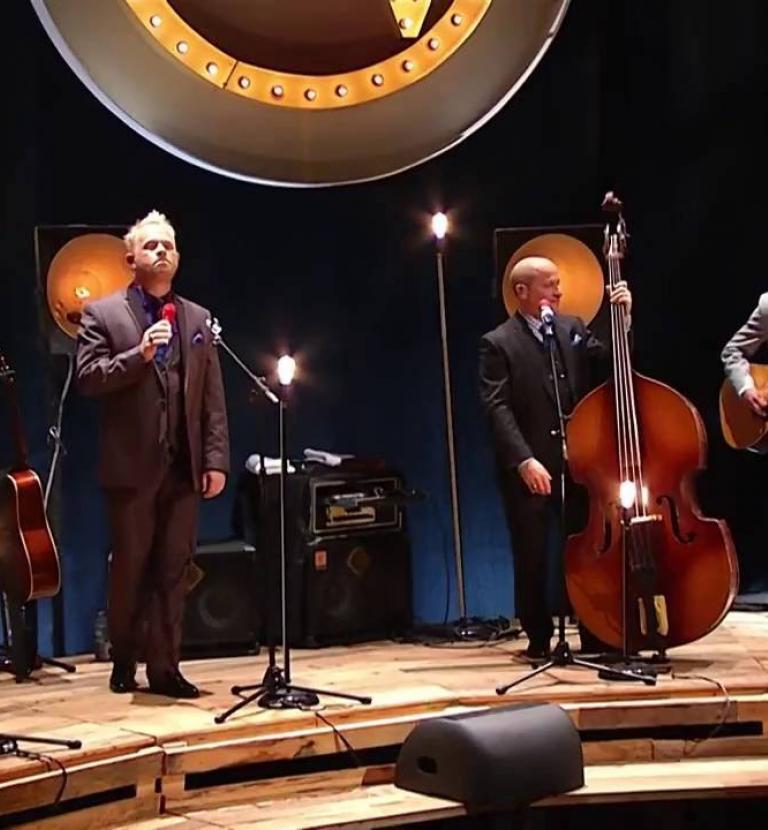 Dailey & Vincent - I'll Leave My Heart In Tennessee